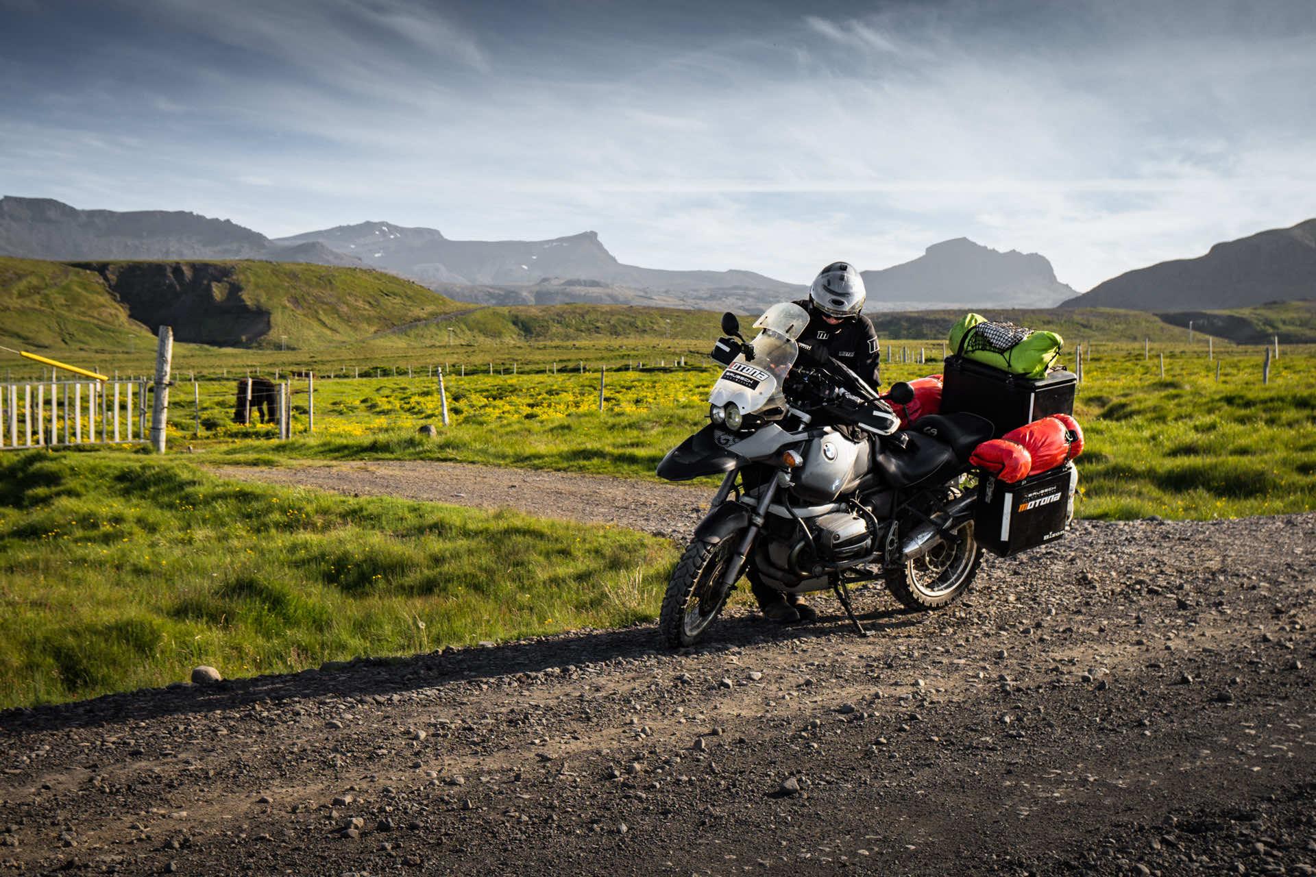 Tent for a motorcyclist – which one to choose, what to consider when  choosing one – LIFE ON MOTO